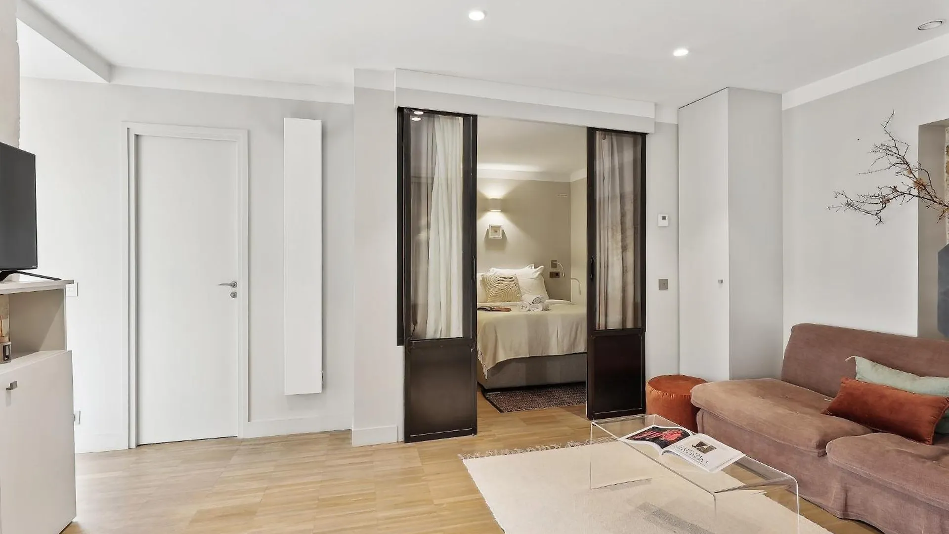 Apartment Le Marais & Place Des Vosges - Cityapartmentstay Paris