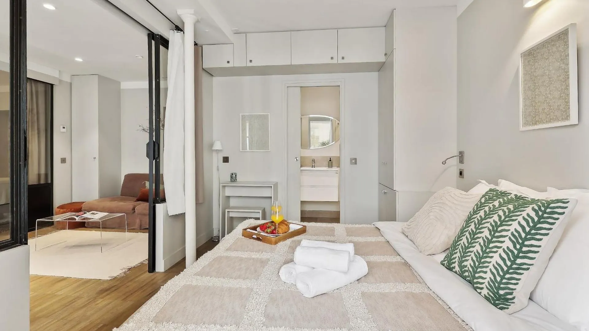 Le Marais & Place Des Vosges - Cityapartmentstay
