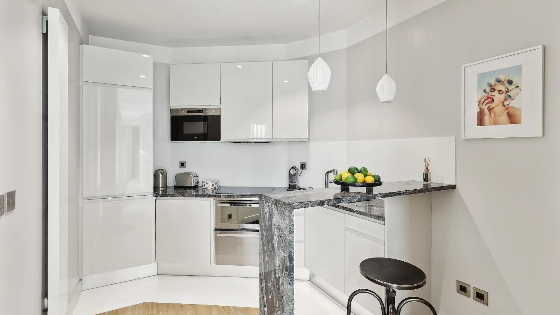 Le Marais & Place Des Vosges - Cityapartmentstay *