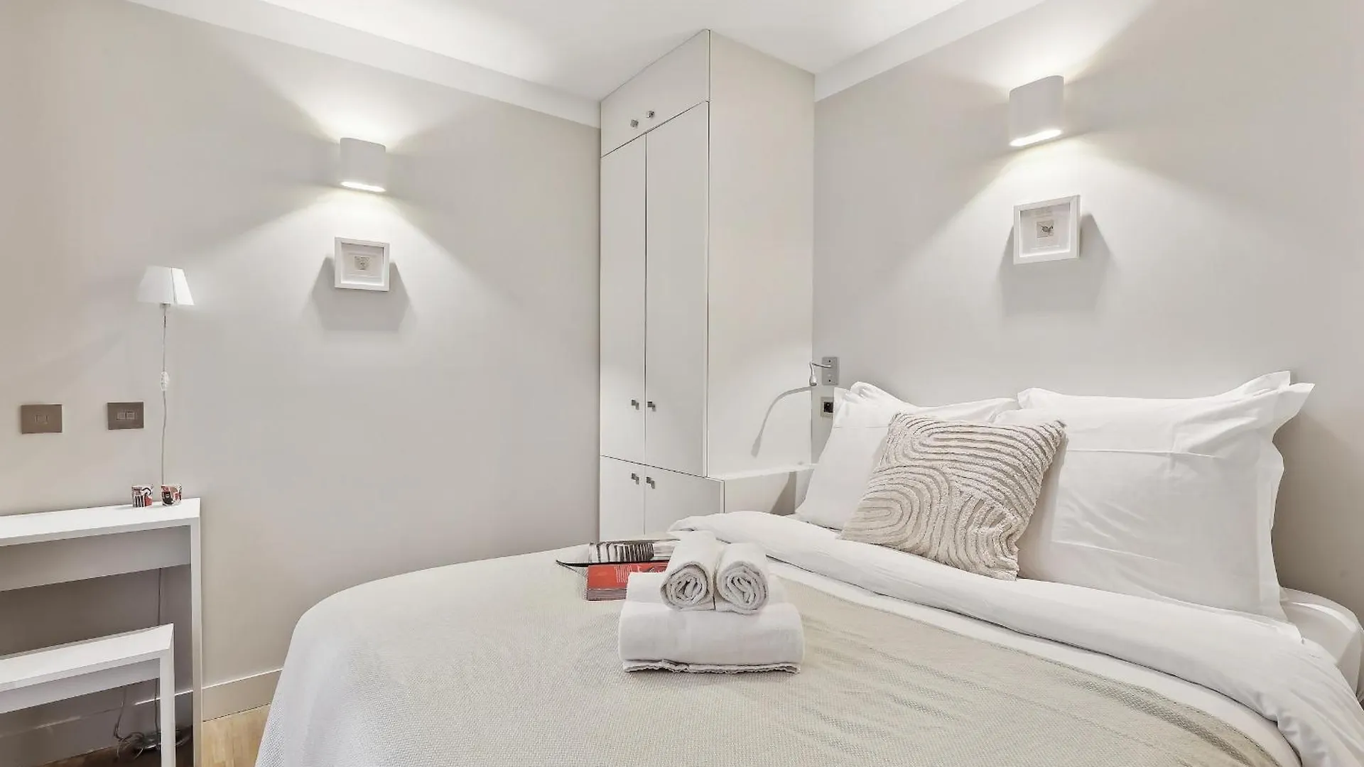 Appartamento Le Marais & Place Des Vosges - Cityapartmentstay Parigi